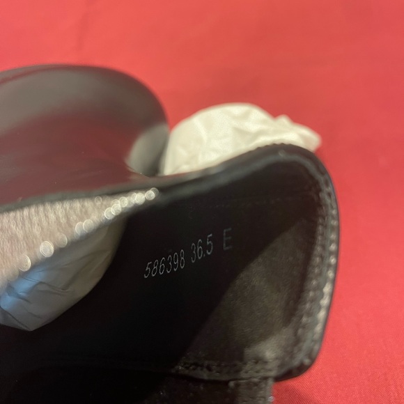 Alexander McQueen Black and Silver Leather Women's Boots - Picture 7 of 8